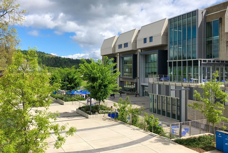 コミュニティカレッジのキャンパスイメージ